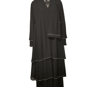 dubai-layered-gold-trim-abaya