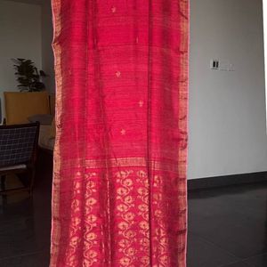Tissue matka silk in reddish pink