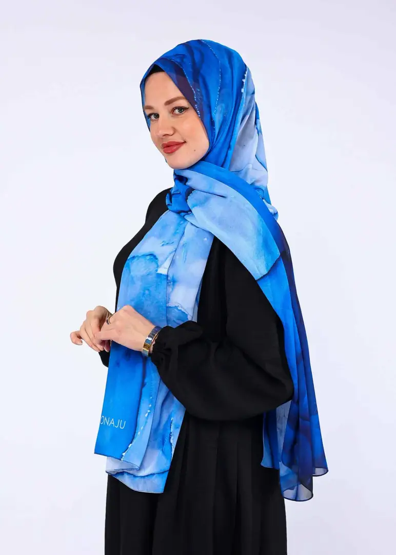 vonaju-loma-blue-talus-cave