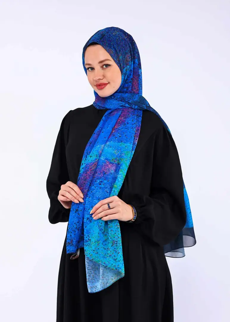 vonaju-loma-midnight