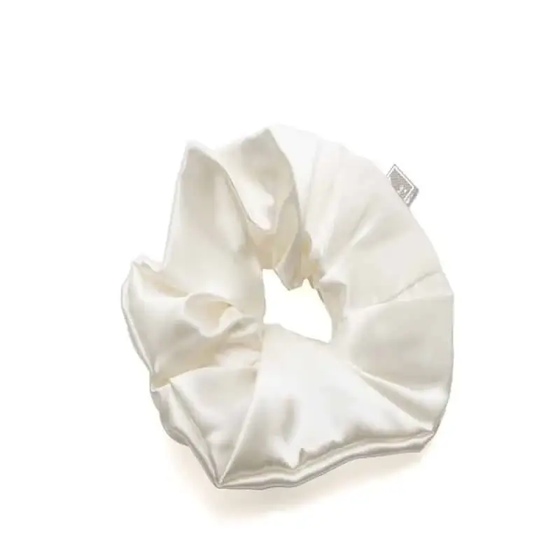 vonaju-white-silk-scrunchie
