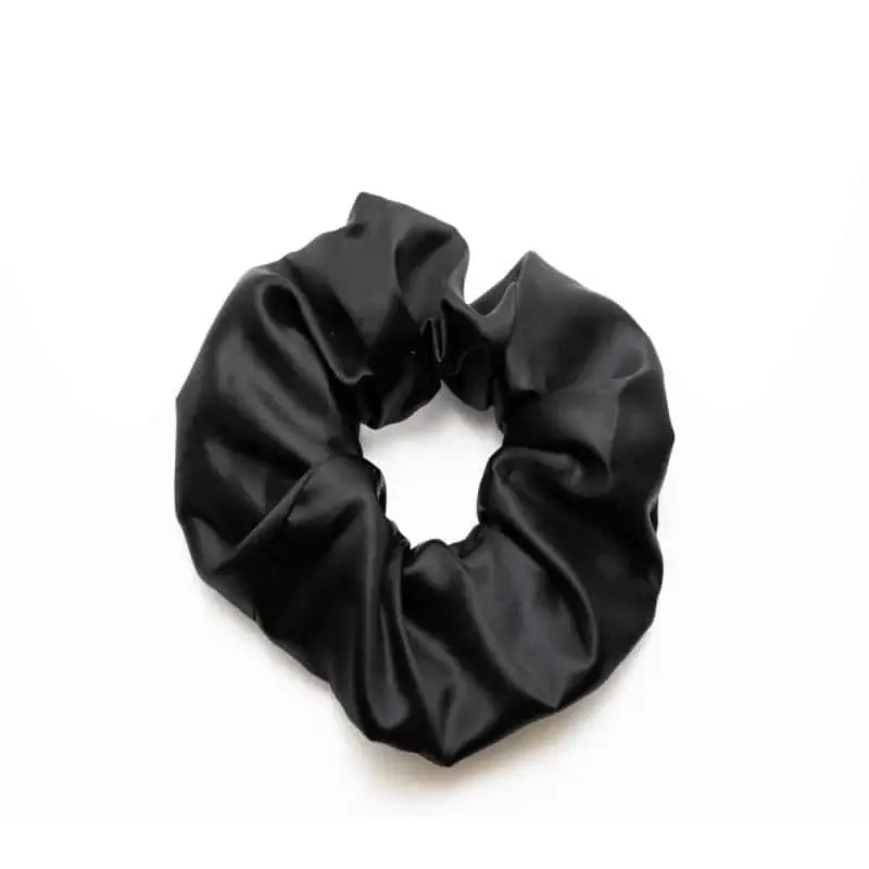 vonaju-black-silk-scrunchie