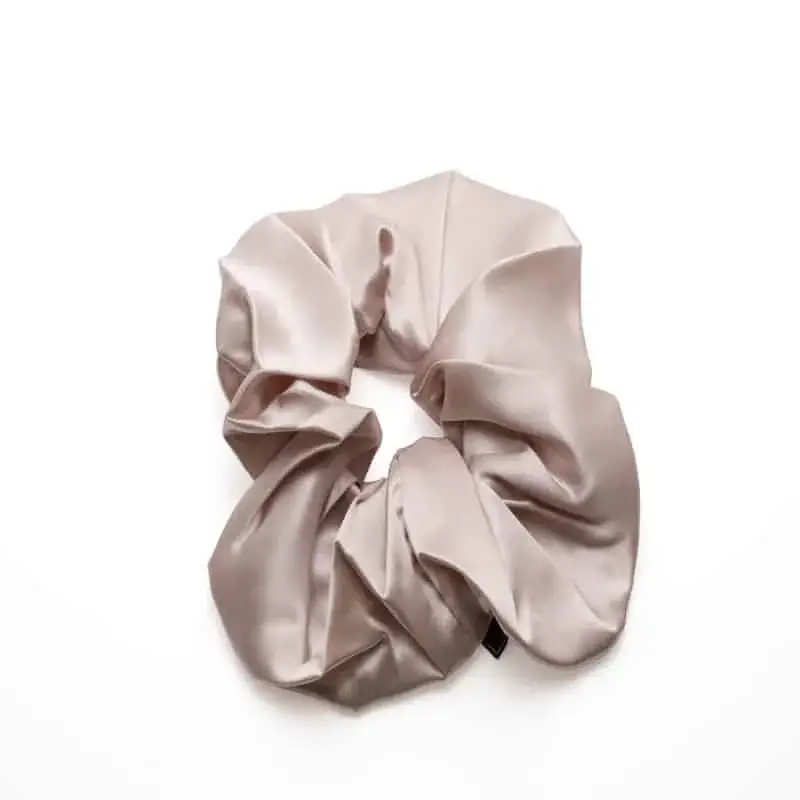 vonaju-pink-silk-scrunchie