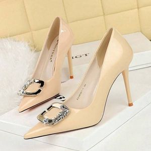 boucle-de-ceinture-en-strass-de-style-europeen-et-americain