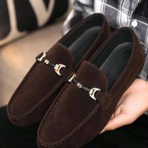 mocassins-de-couleur-unie-a-la-mode-pour-hommes