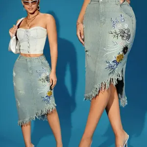 jupe-en-jean-mi-longue-a-ourlet-irregulier-et-broderie-florale-style
