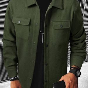 manteau-boutonne-avec-poche-a-rabat-sur-le-devant-pour-homme