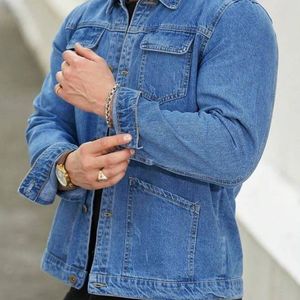 jacket-en-jean-avec-poche-a-rabat