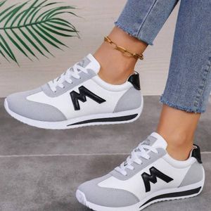 baskets-a-lacets-dautomne-pour-femmes-chaussures-blanches-a-la-mode