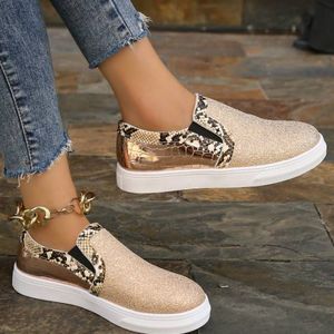 mocassins-dores-plats-decontractes-et-confortables-pour-femmes