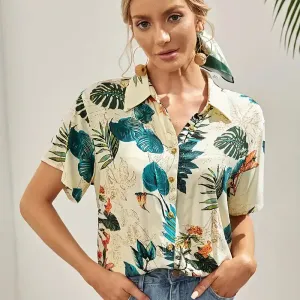 chemise-boutonnee-elegante-a-imprime-tropical