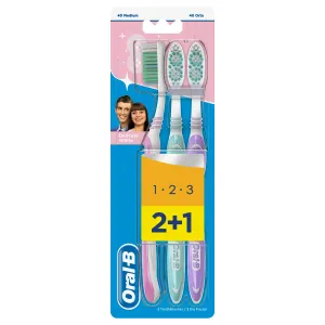 La brosse à dents Pack Oral B 3 Effect 4med (2+1)