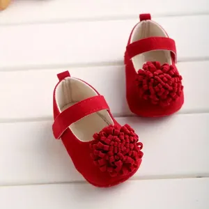 Adorables chaussures Mary Jane pour bébé fille avec accents floraux