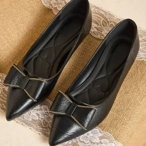chaussures-plates-elegantes-pour-femme-2025
