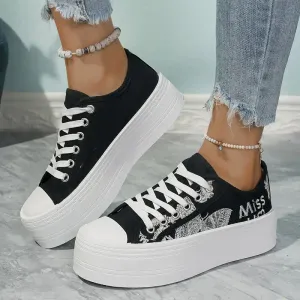 baskets-en-toile-brodee-pour-femme