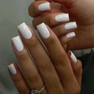 Faux ongles pour femmes et filles 24 pièces