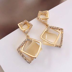 Boucles d'oreilles pendantes à motif géométrique pour femmes