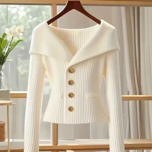cardiganelegantenmailleblancheavecboutonsdorespourfemme