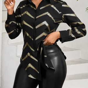 chemisenoireamancheslonguesavecimprimefeuilledoretmotifenrelief