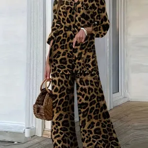 ensembledeuxpiecesimprimeleopardpourlesvacances