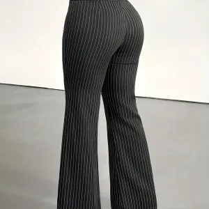 pantalonevaseslimelegantarayurespourfemme