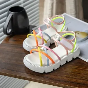 Jolie paire de sandales d'été légères pour fille avec rubans transparents