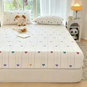 parurededrapshousses3piecesarayurescoloreesetmotifcoeur