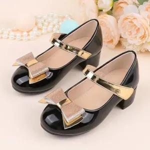 Escarpins Mary Jane blancs et noirs pour filles