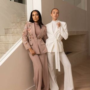 Ensemble tailleur Reine Najm – Rose poudré