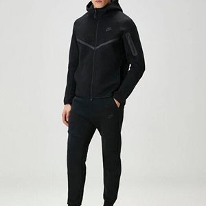Nike Tech - Full Tracksuite: Black